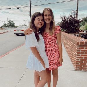 Meet your Posher, Vivian